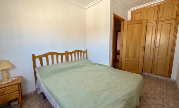 Venta - Apartamento / piso -
Torrevieja - Playa de los Locos