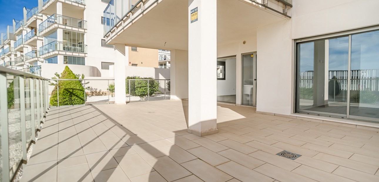 Sale - Apartment / flat -
Orihuela Costa - Los Dolses