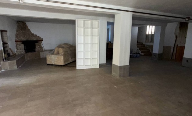 Venta - Finca / Country Property -
Rojales