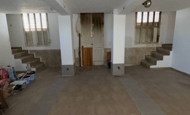 Venta - Finca / Country Property -
Rojales