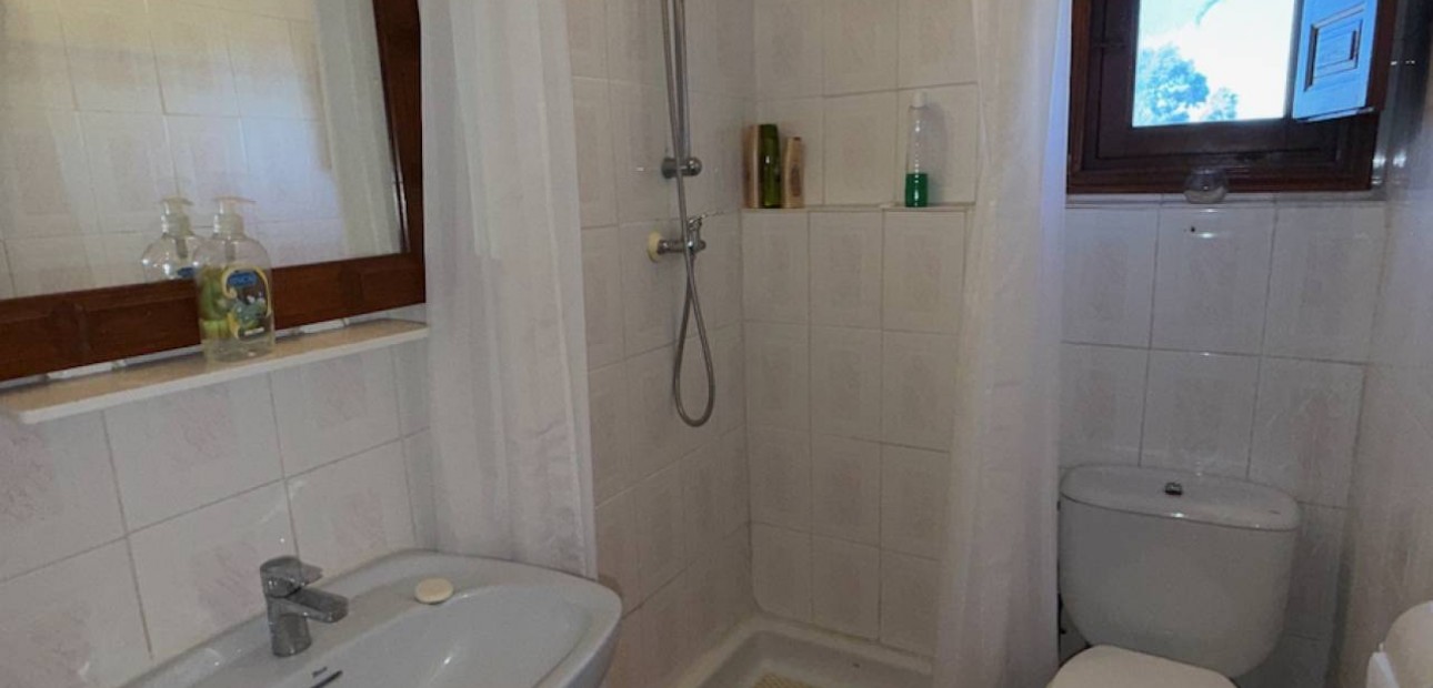 Venta - Finca / Country Property -
Rojales