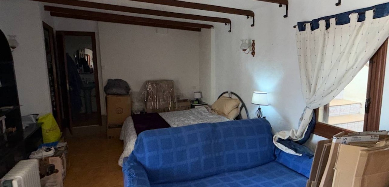 Venta - Finca / Country Property -
Rojales