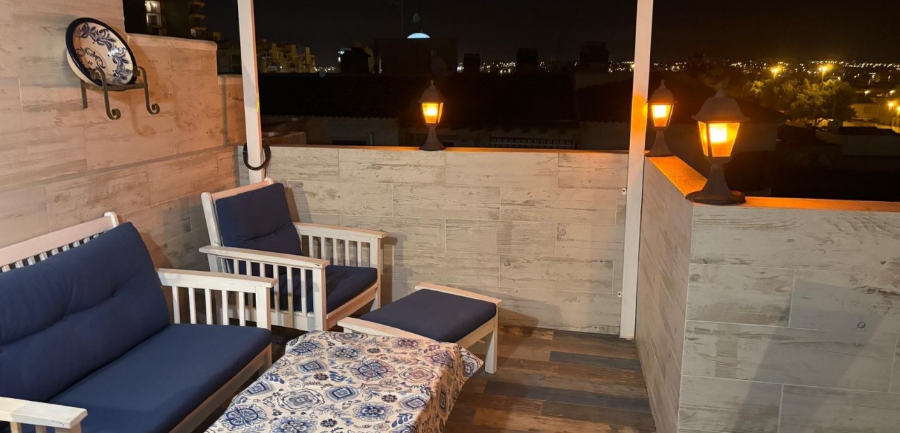 Venta - Ático -
Torrevieja - Nueva Torrevieja