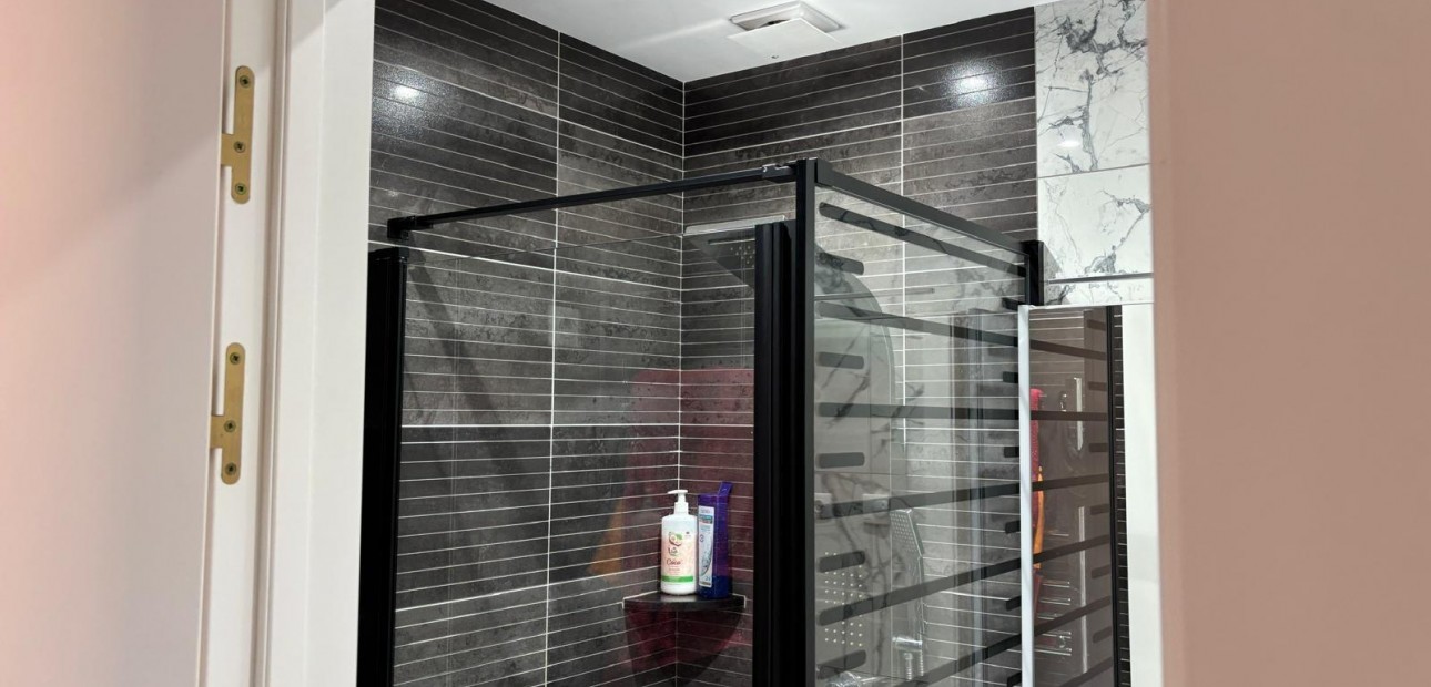 Venta - Ático -
Torrevieja - Nueva Torrevieja