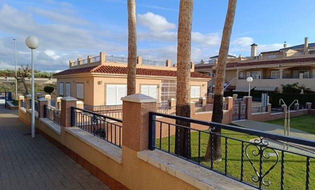 Venta - Duplex -
Pilar de la Horadada - Zona Pueblo