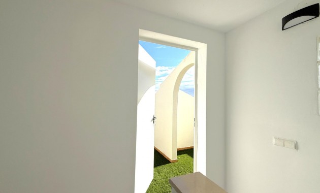 Herverkoop - Villa -
Orihuela Costa - La Zenia