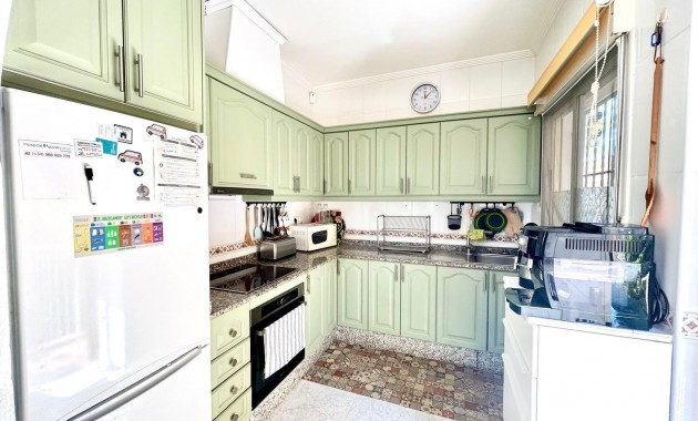 Sale - Villa -
Torrevieja - El chaparral