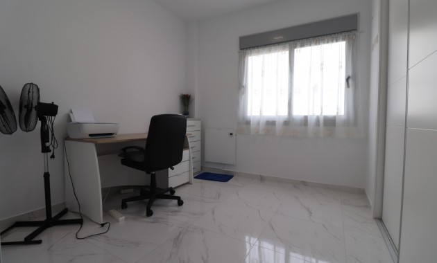 Venta - Apartamento / piso -
Benijofar - Benijofar - Village