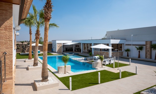 Sale - Detached Villa -
Jerónimo y Avileses - Jerónimo y Avileses - Town