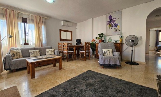 Sale - Apartment / flat -
Orihuela Costa - Las Ramblas