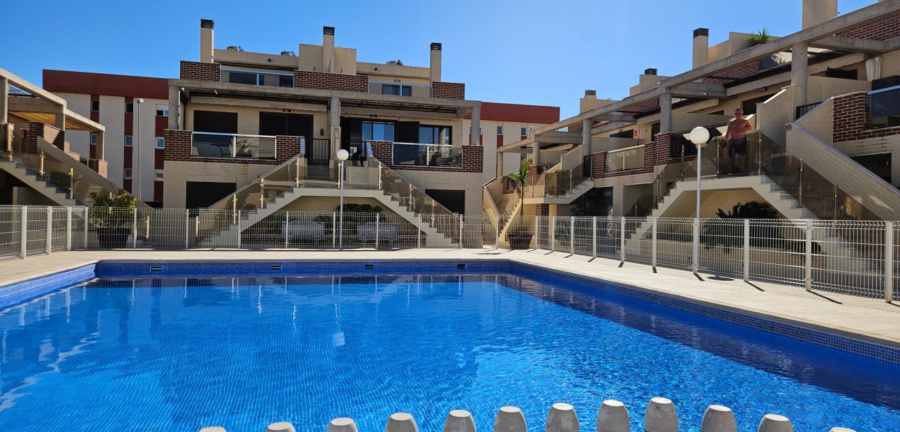 Herverkoop - duplex -
Orihuela Costa - Lomas de Cabo Roig