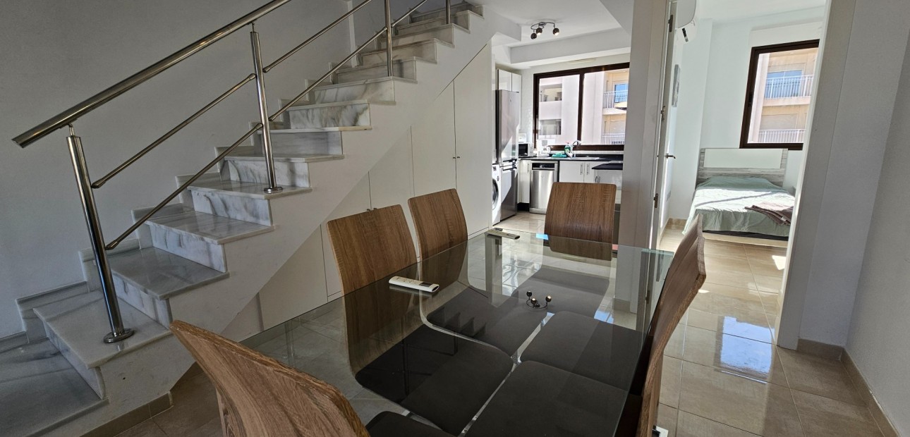 Herverkoop - duplex -
Orihuela Costa - Lomas de Cabo Roig