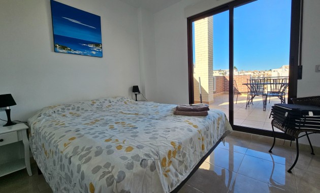 Herverkoop - duplex -
Orihuela Costa - Lomas de Cabo Roig