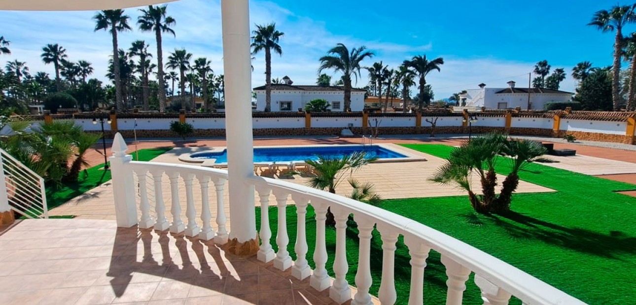 Sale - Country Property -
Catral - Catral - Country