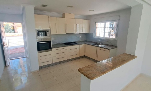 Sale - Country Property -
Catral - Catral - Country