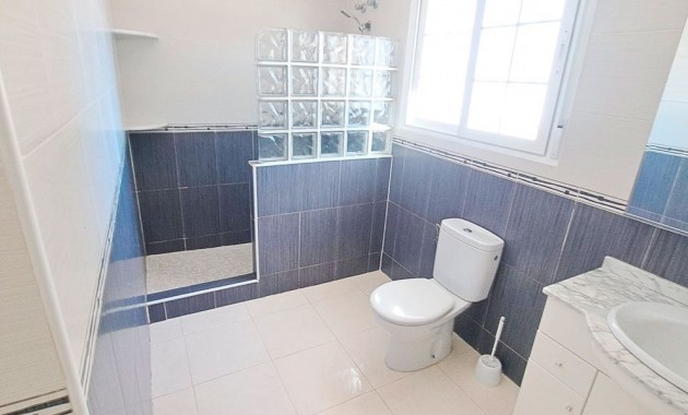 Sale - Country Property -
Catral - Catral - Country