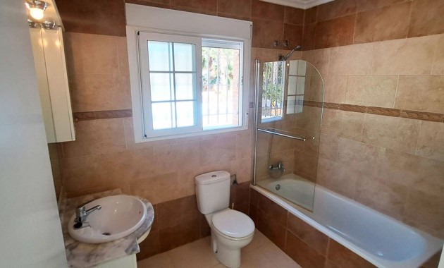 Sale - Country Property -
Catral - Catral - Country