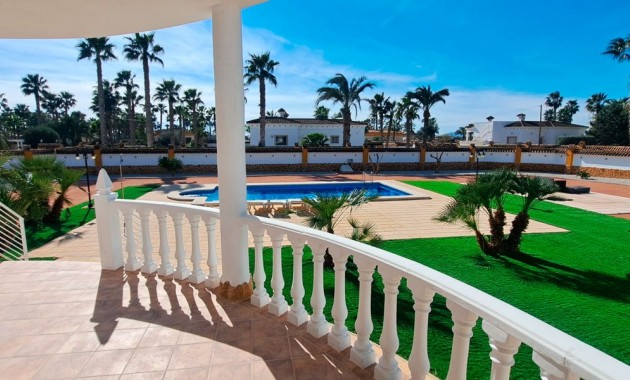 Sale - Country Property -
Catral - Catral - Country