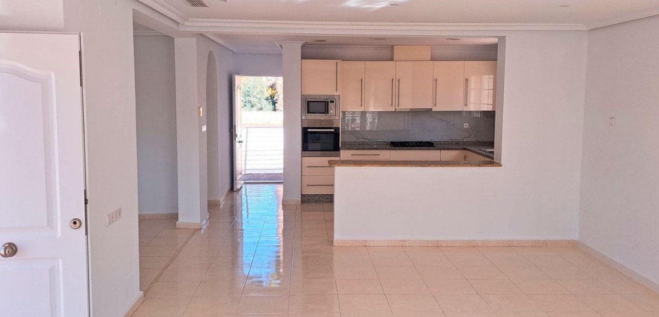 Sale - Country Property -
Catral - Catral - Country