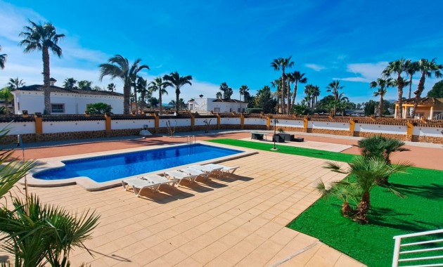 Sale - Country Property -
Catral - Catral - Country