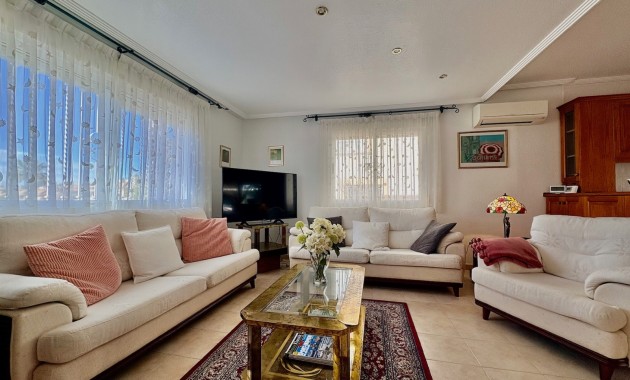 Sale - Single Family Home -
Orihuela Costa - Las Filipinas