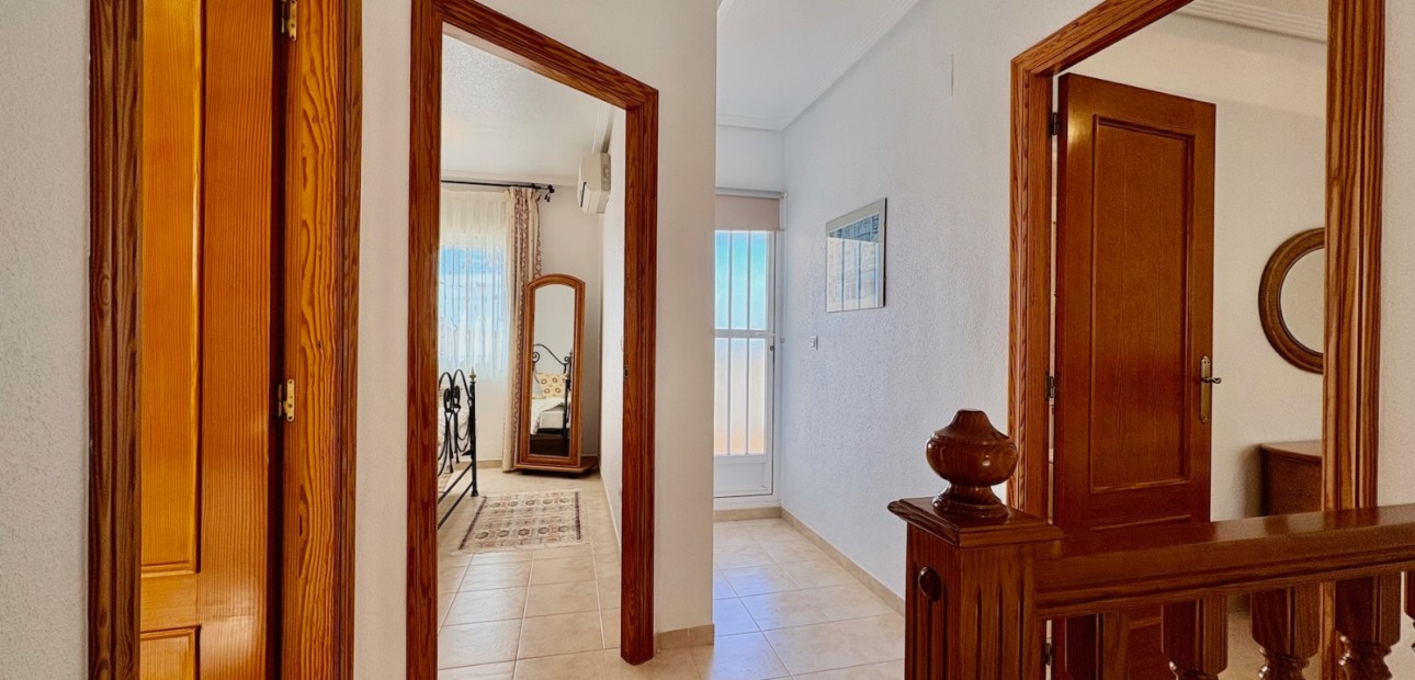 Sale - Single Family Home -
Orihuela Costa - Las Filipinas