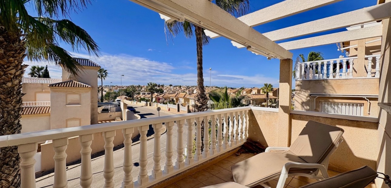 Sale - Single Family Home -
Orihuela Costa - Las Filipinas