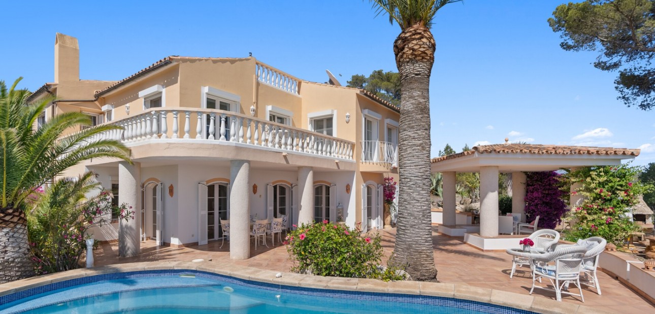 Venta - Villa -
Port d'Andratx - Andratx