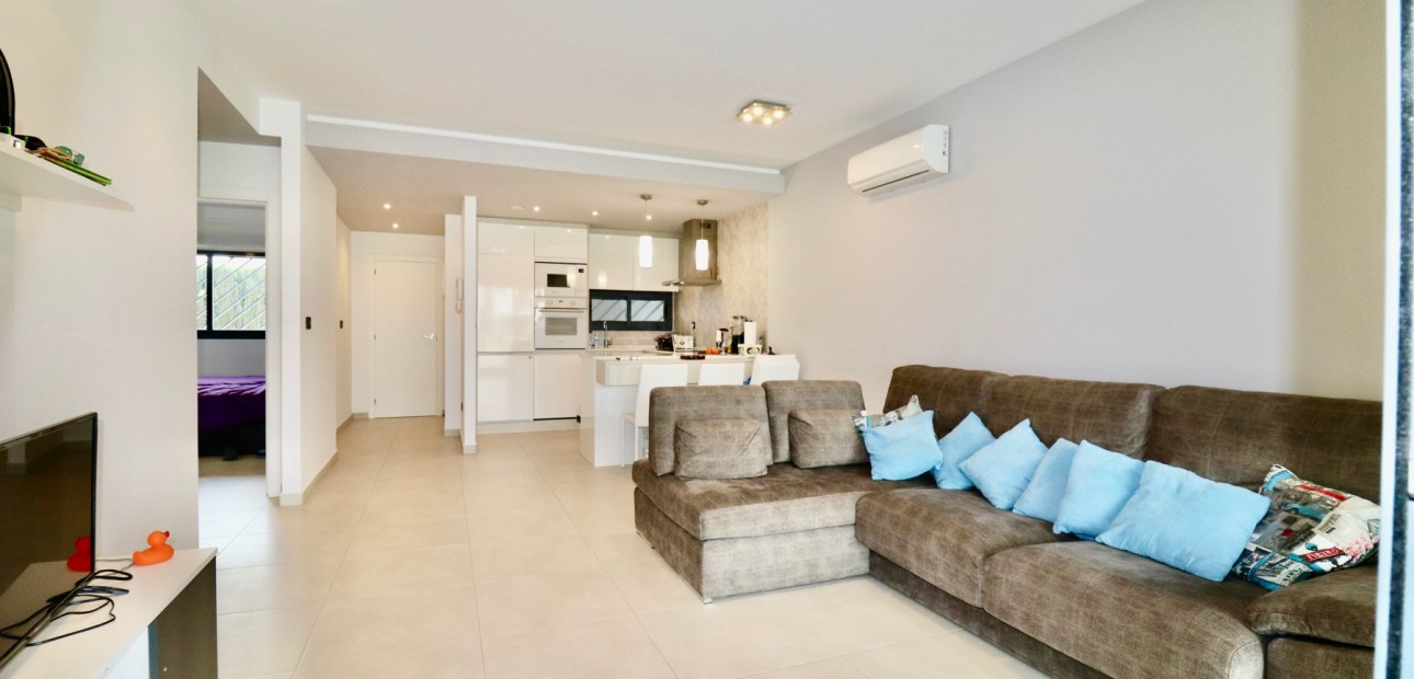 Herverkoop - Appartement / flat -
Guardamar del Segura - Guardamar - El Raso