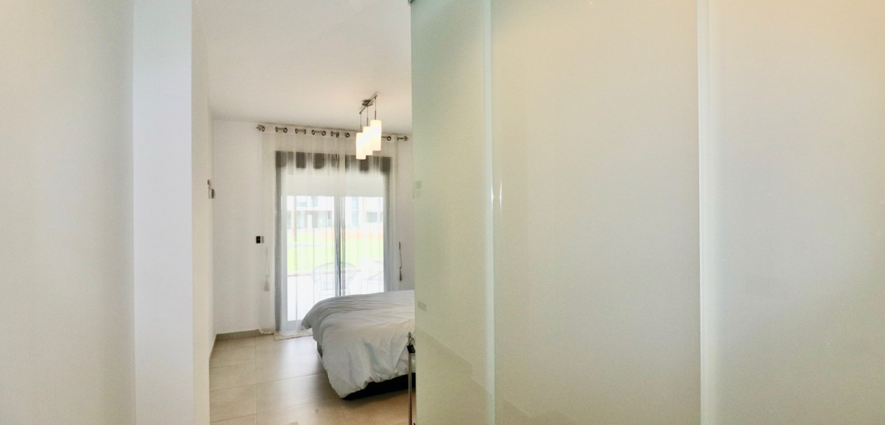 Herverkoop - Appartement / flat -
Guardamar del Segura - Guardamar - El Raso