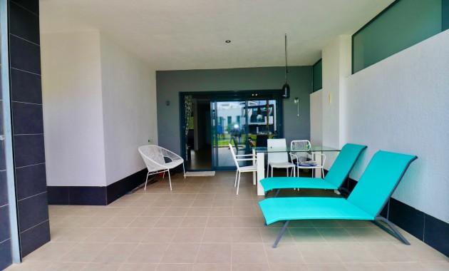 Herverkoop - Appartement / flat -
Guardamar del Segura - Guardamar - El Raso