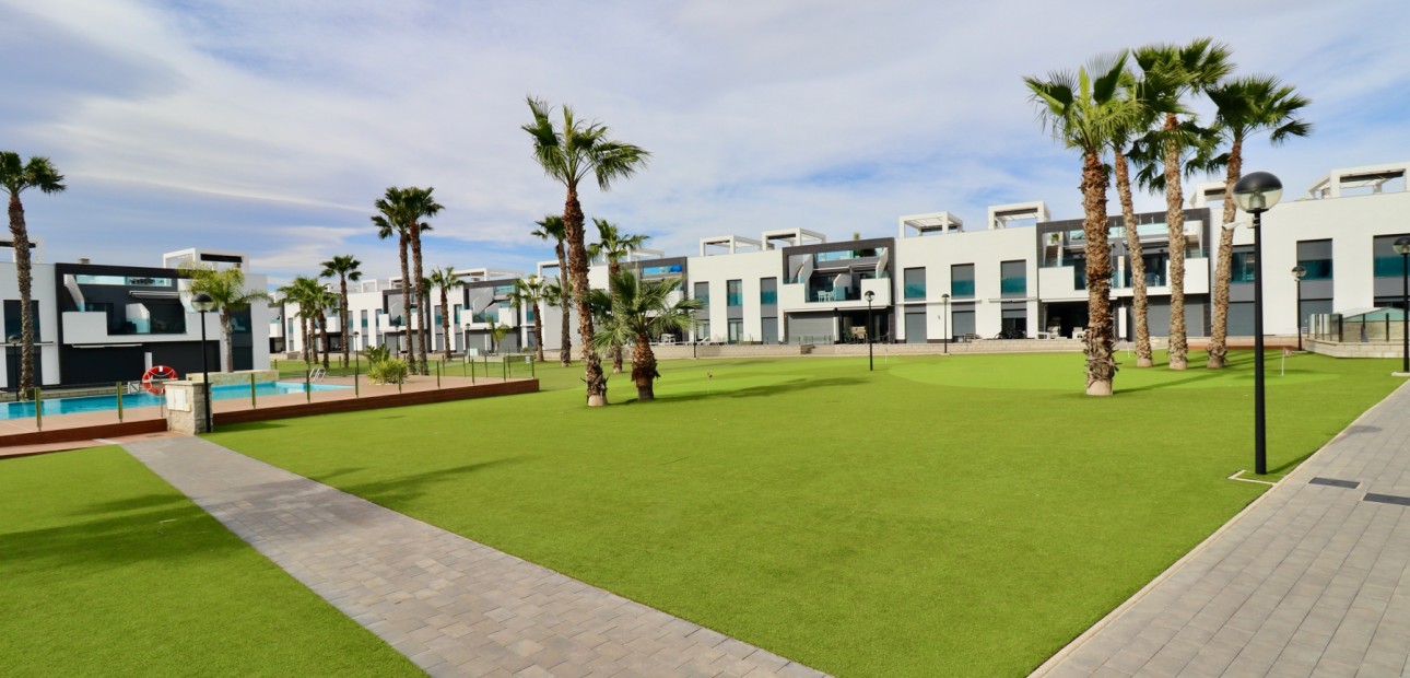 Herverkoop - Appartement / flat -
Guardamar del Segura - Guardamar - El Raso