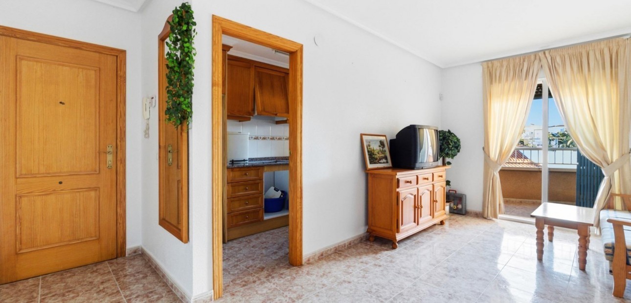 Venta - Apartamento / piso -
Torrevieja - Centro