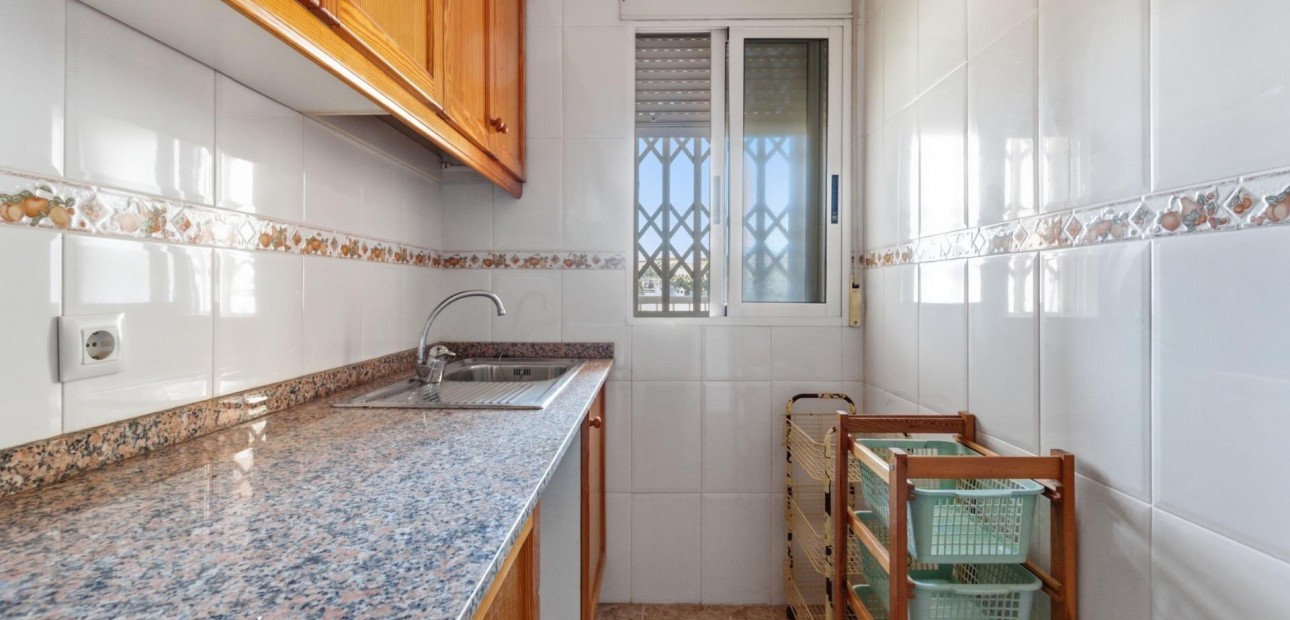 Venta - Apartamento / piso -
Torrevieja - Centro