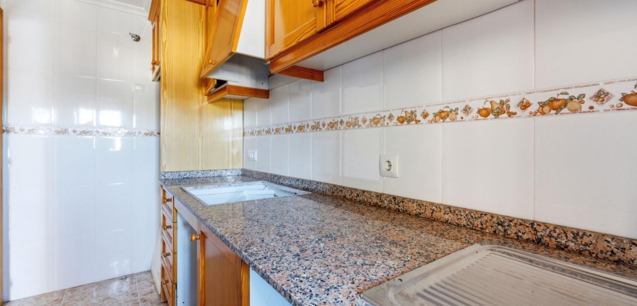 Venta - Apartamento / piso -
Torrevieja - Centro