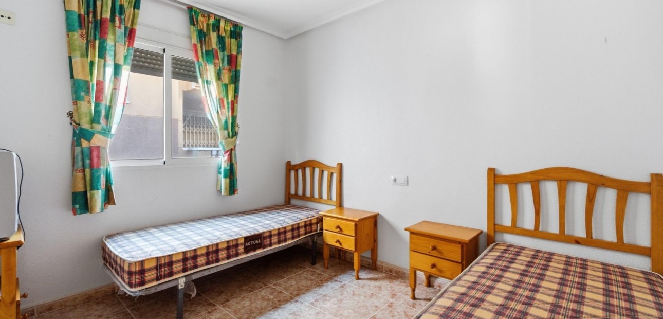 Venta - Apartamento / piso -
Torrevieja - Centro