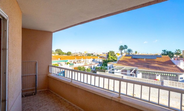 Venta - Apartamento / piso -
Torrevieja - Centro