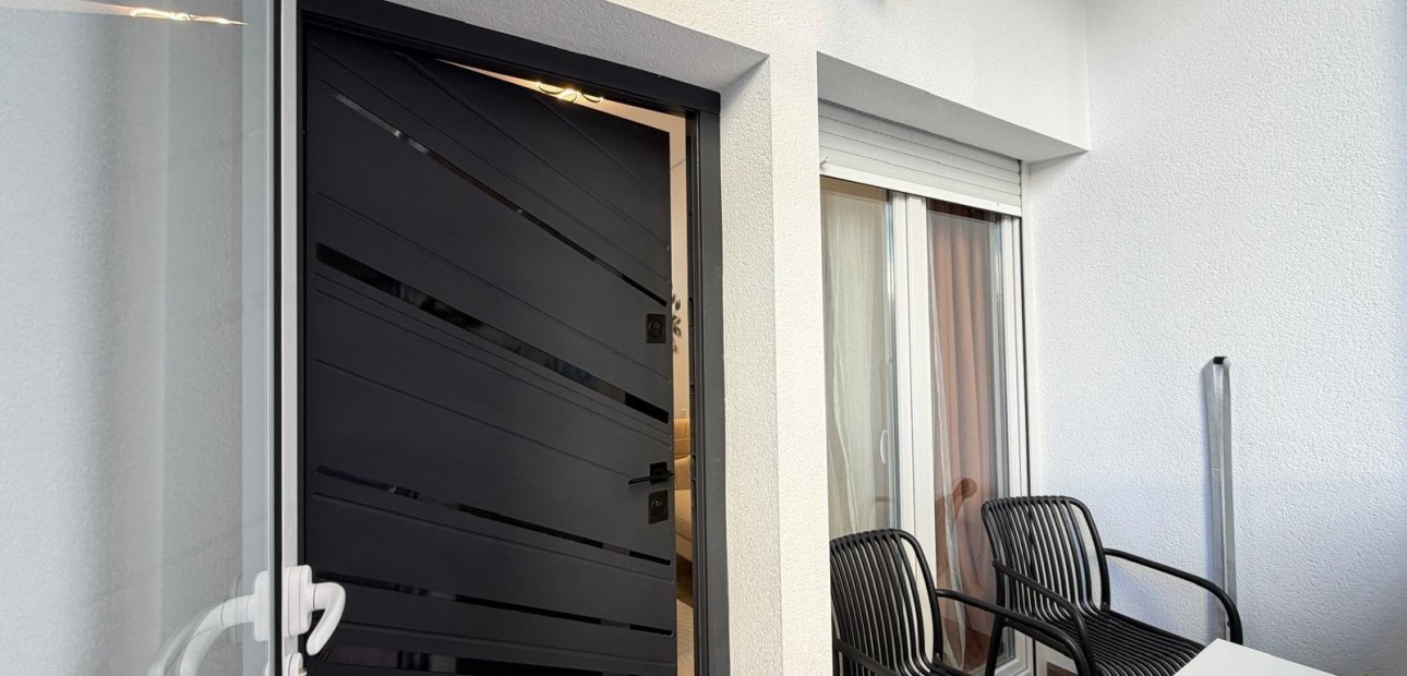 Venta - Apartamento / piso -
Torrevieja - torrevieja