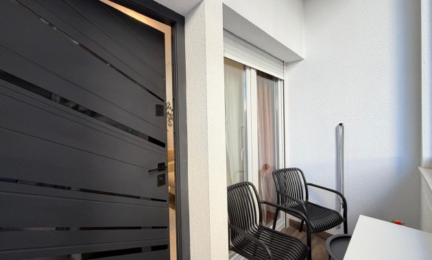 Venta - Apartamento / piso -
Torrevieja - torrevieja