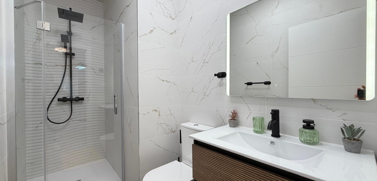 Venta - Apartamento / piso -
Torrevieja - torrevieja