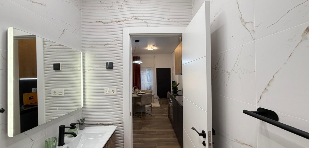 Venta - Apartamento / piso -
Torrevieja - torrevieja