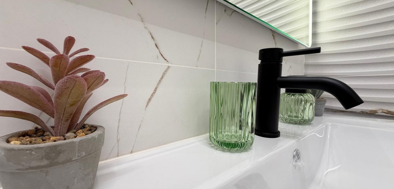 Venta - Apartamento / piso -
Torrevieja - torrevieja