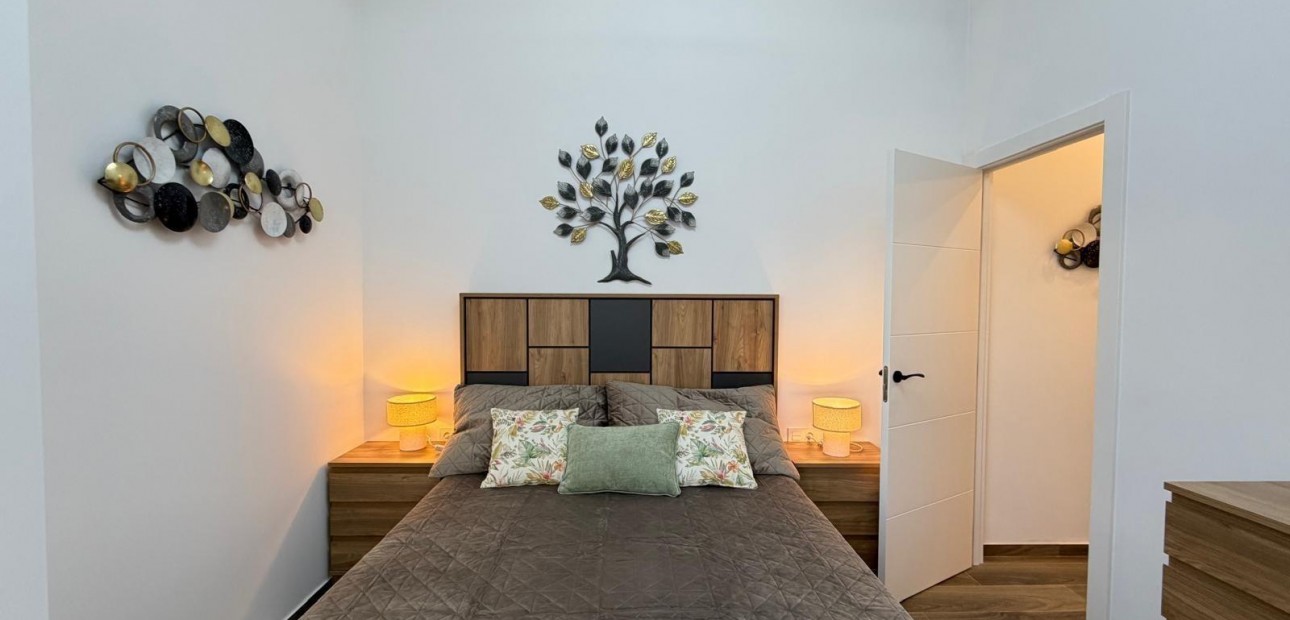 Venta - Apartamento / piso -
Torrevieja - torrevieja