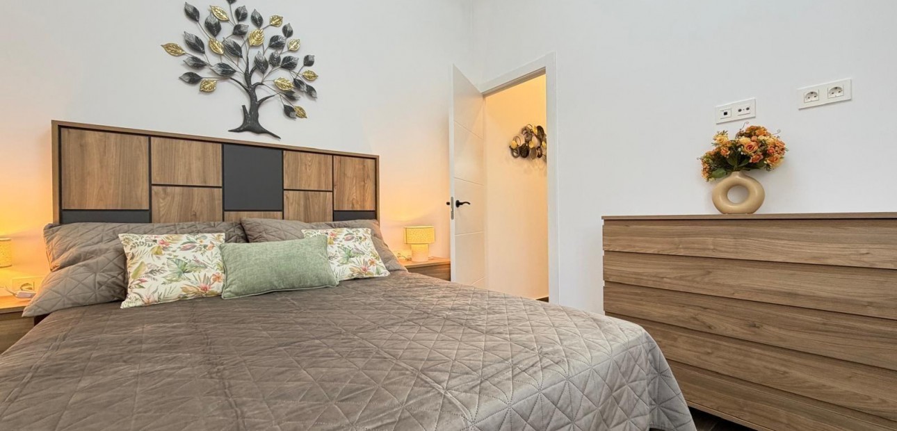 Venta - Apartamento / piso -
Torrevieja - torrevieja