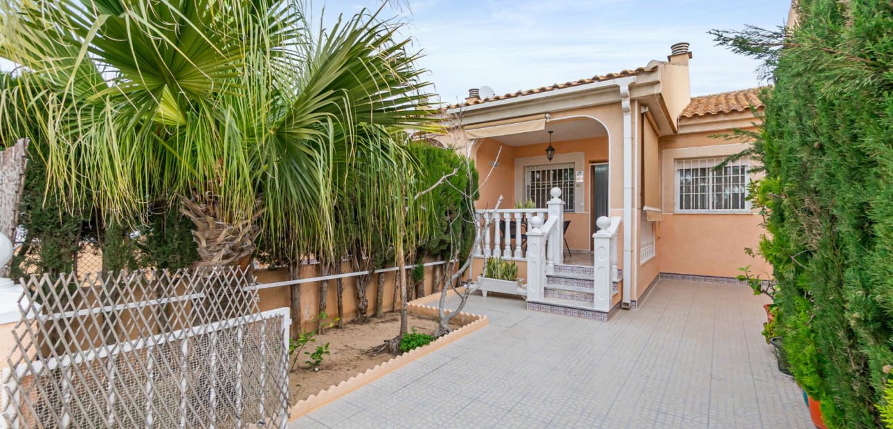 Venta - Adosado -
San Javier