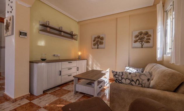 Venta - House - Quad -
La Zenia