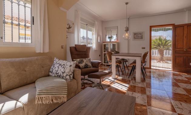 Venta - House - Quad -
La Zenia