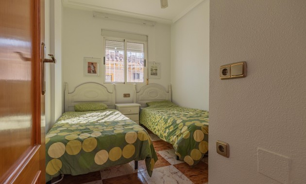 Venta - House - Quad -
La Zenia