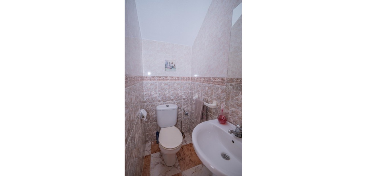 Venta - House - Quad -
La Zenia