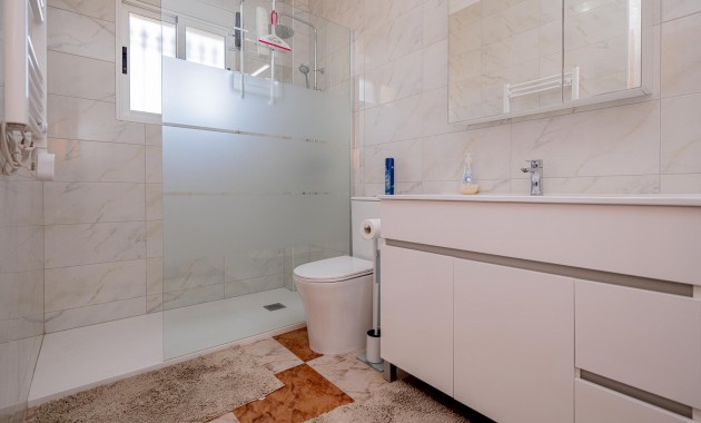 Venta - House - Quad -
La Zenia